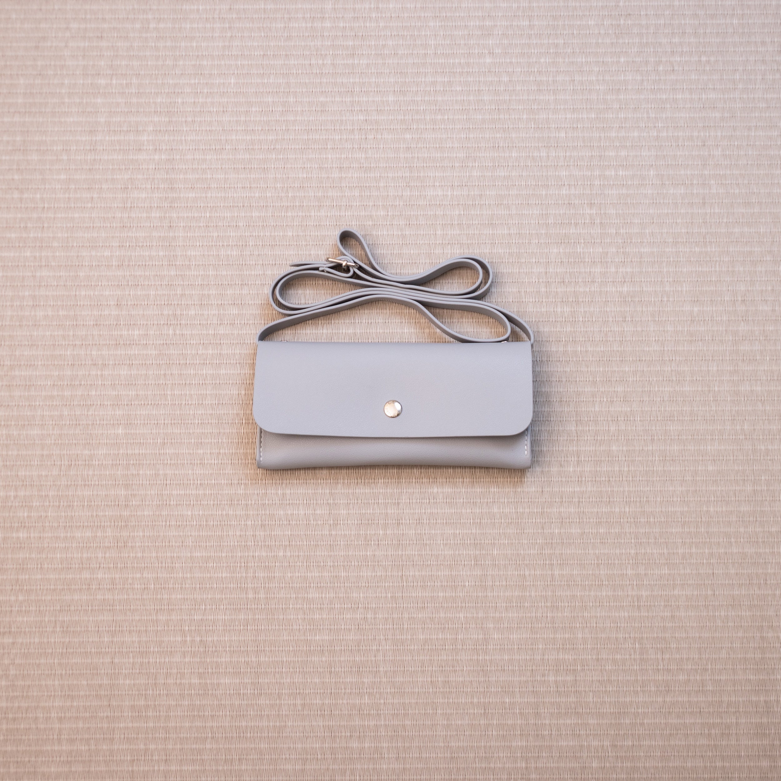 Étui à lunettes bleu pastel (bandoulière)
