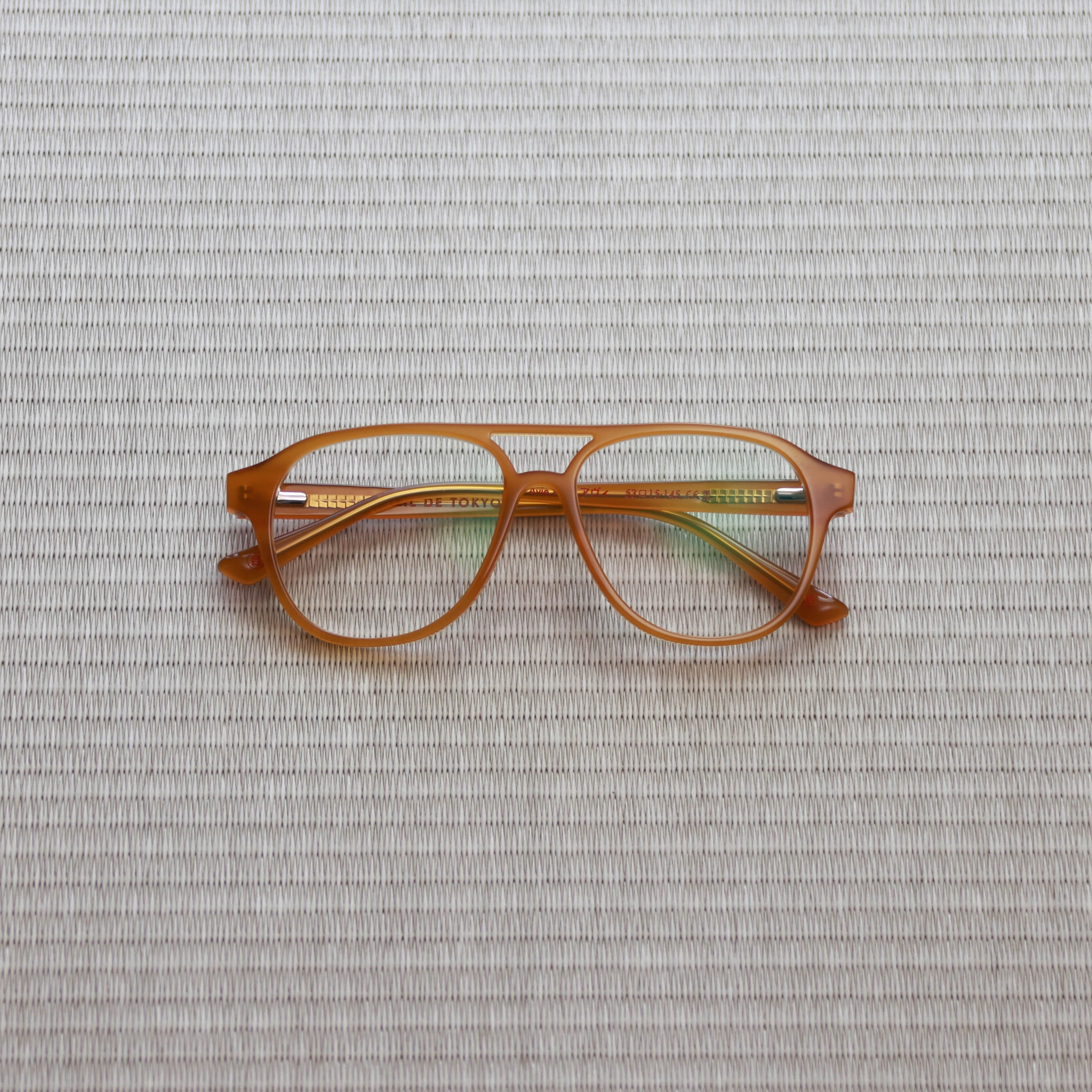 AVIE ACE・アヴィ