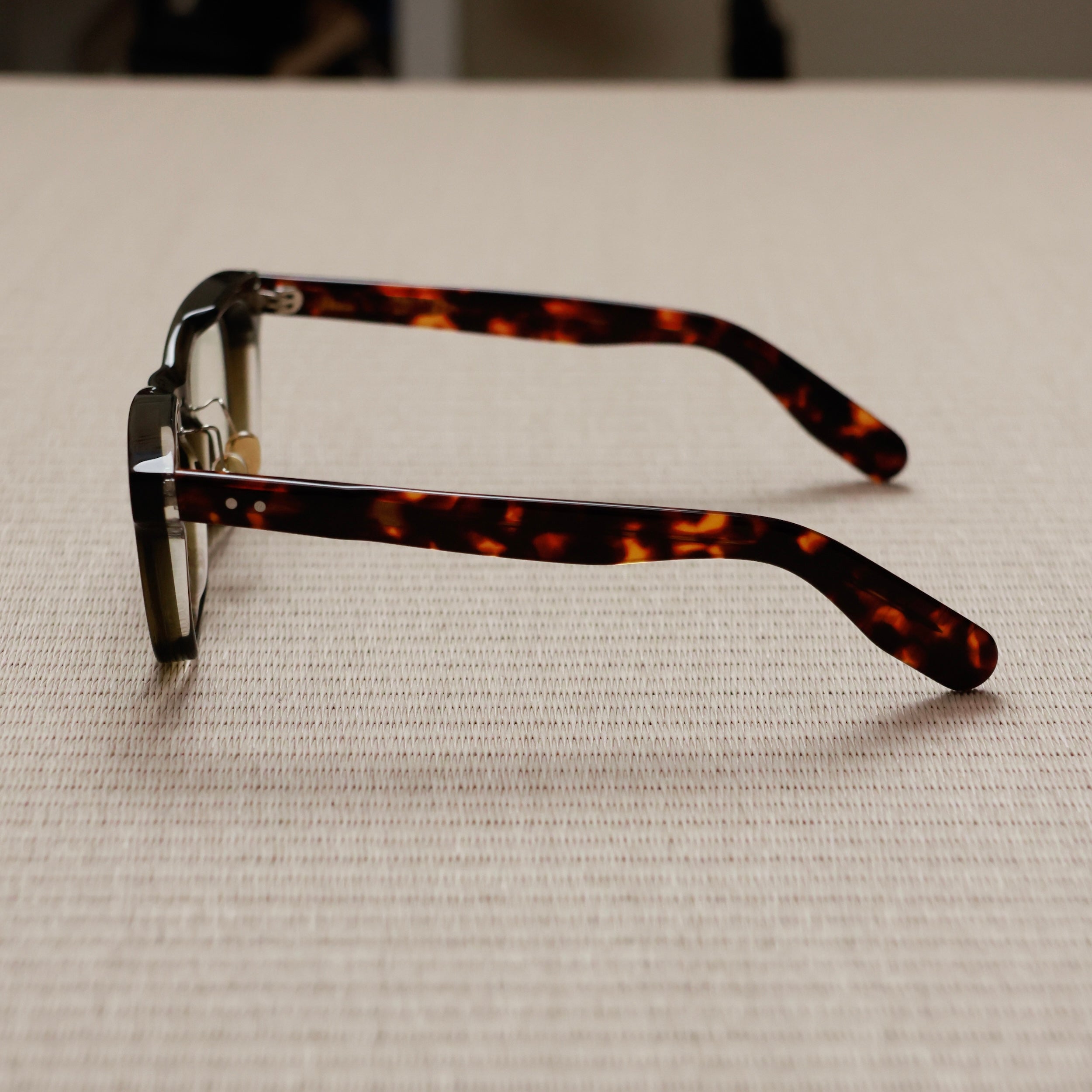 JOHNNY・ジョニイ