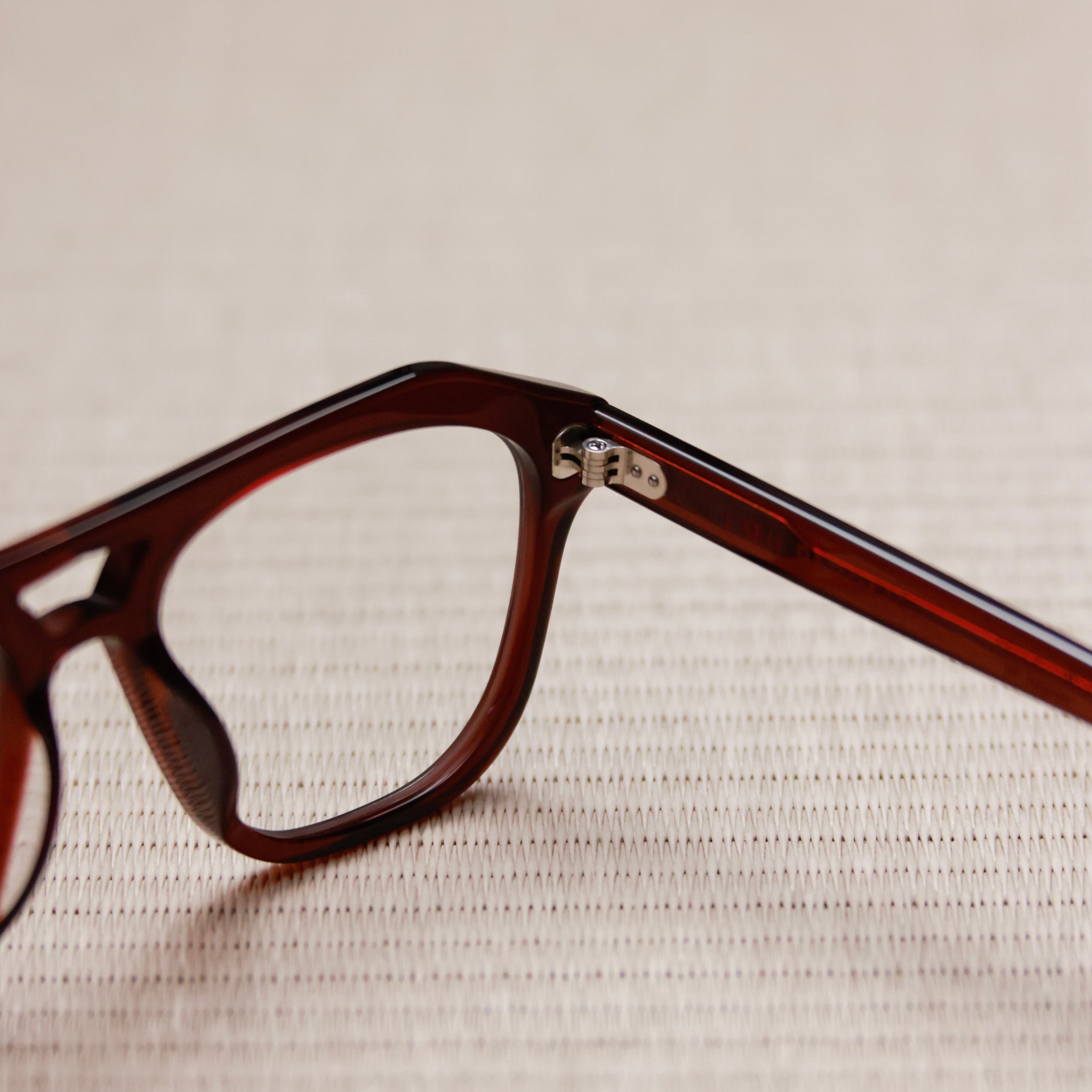 Model THEO Burgundy | Eyeglasses