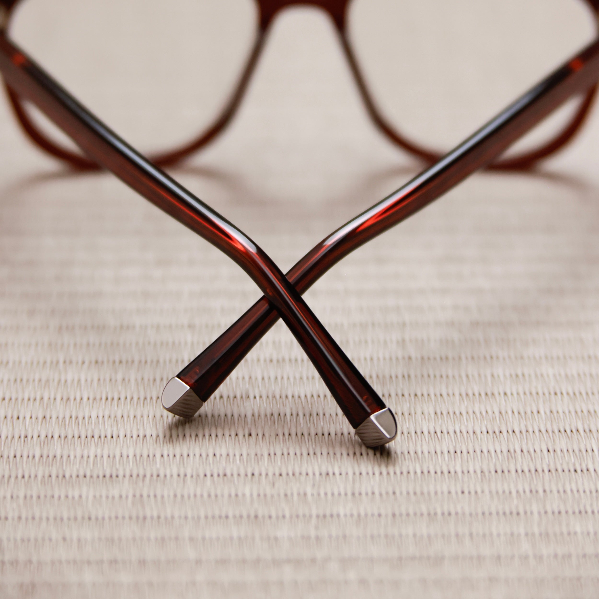 Model THEO Burgundy | Eyeglasses
